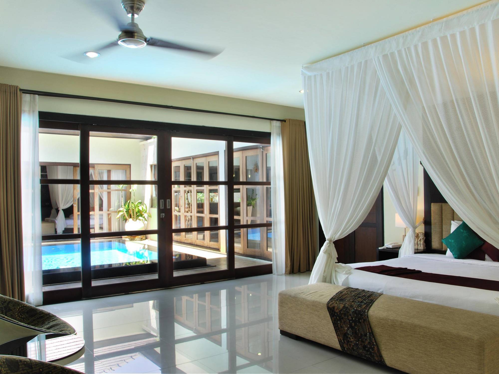 M Two Villas Seminyak Екстер'єр фото