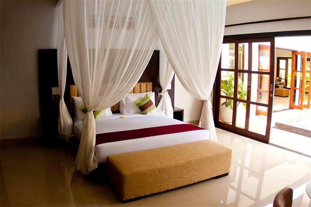 M Two Villas Seminyak Екстер'єр фото