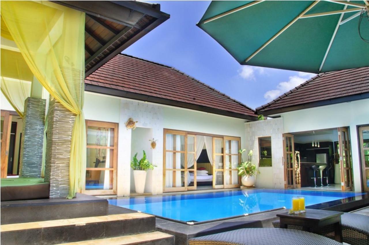 M Two Villas Seminyak Екстер'єр фото